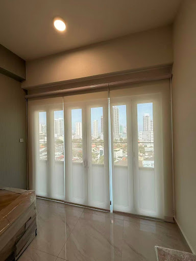 Zebra Blinds or Roller Blinds? A Side-by-Side Guide for Smarter Choices